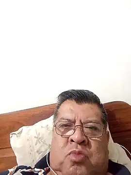 Snapshot of luisfernando66 chatting on 03-28-26, 07:08 luisfernando66 online show from 03-28-26, 07:08