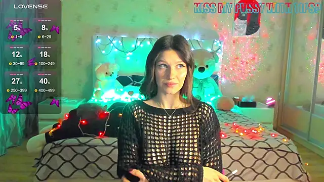 Snapshot of unearthly_di chatting on 11-03-25, 11:00 unearthly di online show from 11-03-25, 11:00