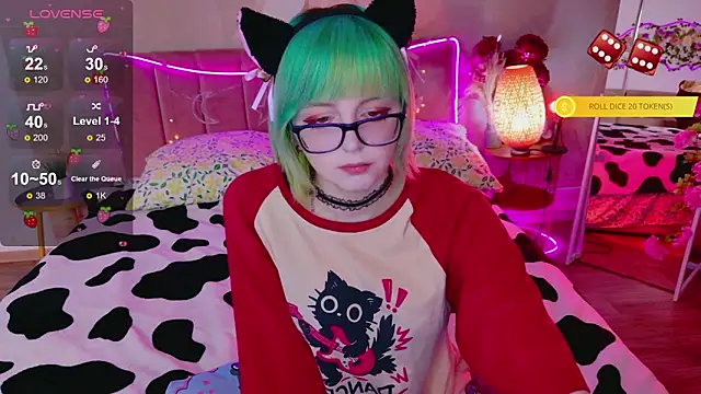 CoralineYoung online show from 04-26-26, 07:06