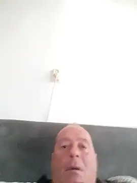 Nelson-Carter online show from 04-28-26, 06:40