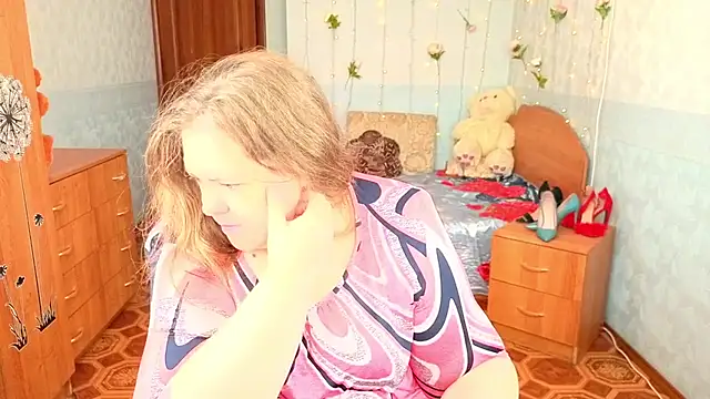 Snapshot of Audrey_Aura chatting on 10-16-25, 05:52 Audrey Aura online show from 10-16-25, 05:52