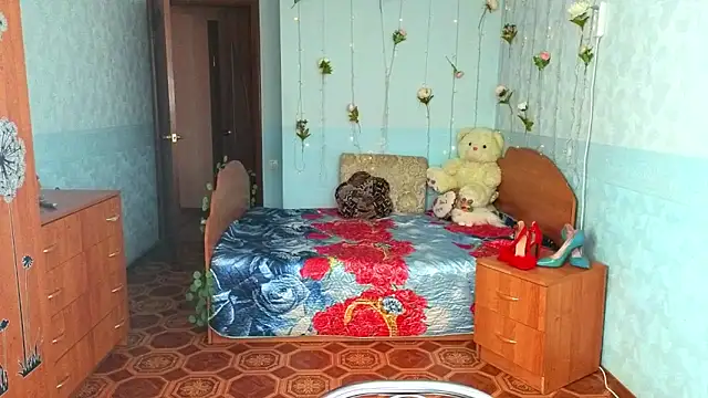 Snapshot of Audrey_Aura chatting on 10-18-25, 05:21 Audrey Aura online show from 10-18-25, 05:21