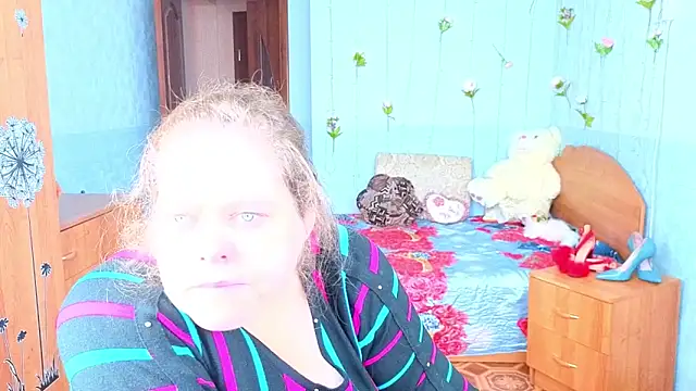 Snapshot of Audrey_Aura chatting on 10-19-25, 05:41 Audrey Aura online show from 10-19-25, 05:41