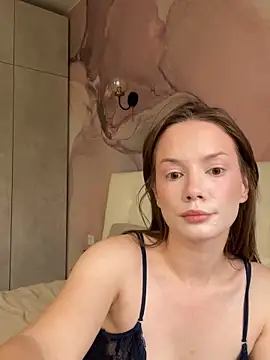 Snapshot of Rosie_Holmes_ chatting on 09-27-25, 03:22 Rosie Holmes online show from 09-27-25, 03:22