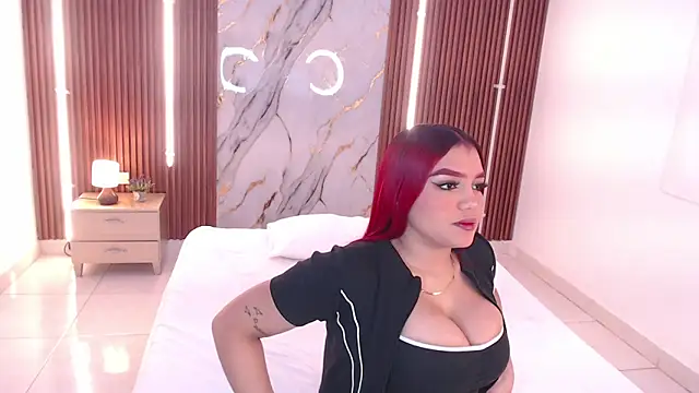 Snapshot of aixa_show chatting on 10-19-25, 01:01 aixa show online show from 10-19-25, 01:01