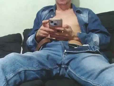 Breiner hotxxl online show from 09-10-25, 04:34