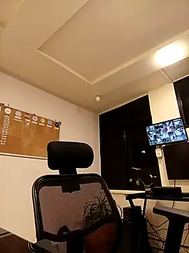 KITY HILL online show from 02-22-26, 01:51