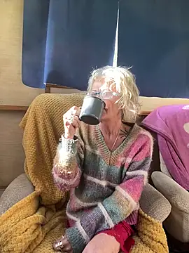 ladyboatlady online show from 04-24-26, 07:22