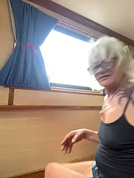 ladyboatlady online show from 07-04-26, 01:28