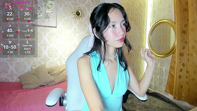 LilyThea online show from 04-24-26, 08:11