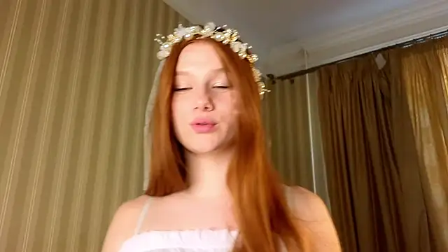 Snapshot of Juuulia_ chatting on 05-19-26, 01:50 Juuulia online show from 05-19-26, 01:50