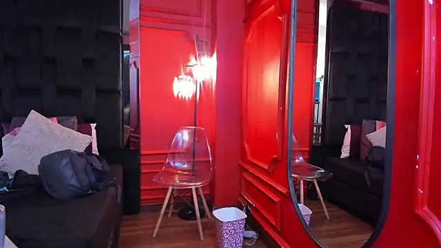 bellarivera  online show from 04-26-26, 12:14