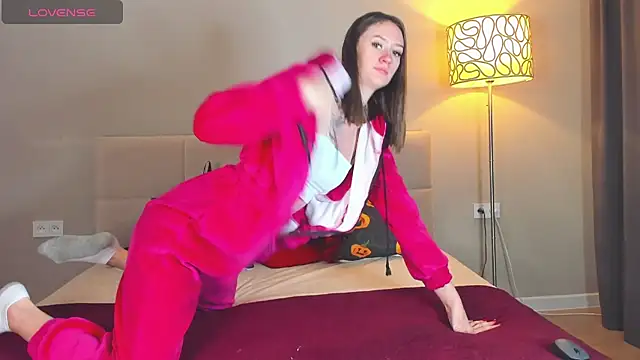 Snapshot of cutienaughtygirl chatting on 11-12-25, 11:43 cutienaughtygirl online show from 11-12-25, 11:43