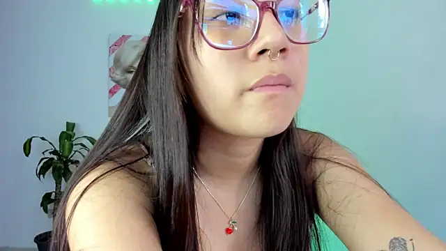 Snapshot of rouse_red chatting on 09-19-25, 07:36 rouse red online show from 09-19-25, 07:36