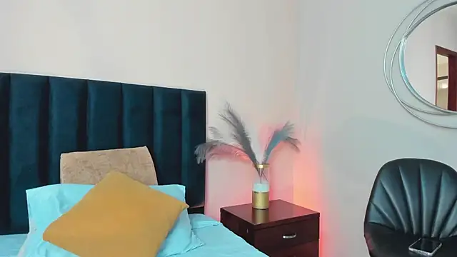 IremLee  online show from 10-30-25, 12:56