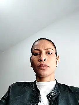 Snapshot of SofiaDelicia chatting on 09-18-25, 06:21 SofiaDelicia online show from 09-18-25, 06:21