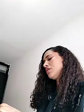 Snapshot of SofiaDelicia chatting on 09-21-25, 12:51 SofiaDelicia online show from 09-21-25, 12:51