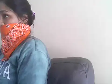 cute indianxo online show from 10-11-25, 10:58