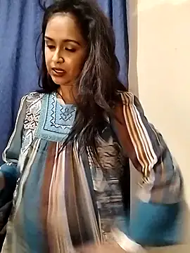 cute indianxo online show from 01-15-26, 04:44