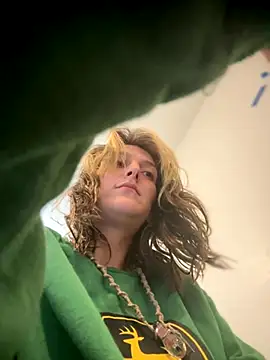 MrsSizzle online show from 10-13-25, 07:47