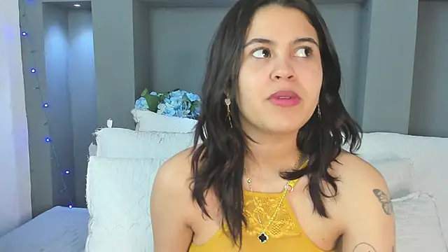 Snapshot of MaiaaCandy chatting on 09-14-25, 03:38 MaiaaCandy online show from 09-14-25, 03:38