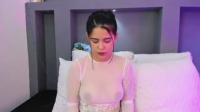 Snapshot of MaiaaCandy chatting on 10-12-25, 08:52 MaiaaCandy online show from 10-12-25, 08:52