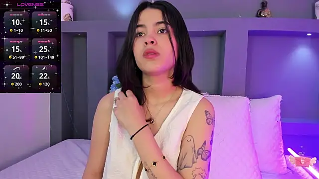 Snapshot of MaiaaCandy chatting on 10-16-25, 08:10 MaiaaCandy online show from 10-16-25, 08:10