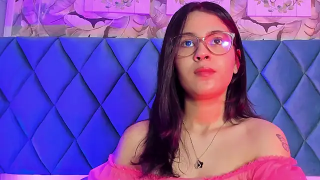 Snapshot of MaiaaCandy chatting on 12-16-25, 09:31 MaiaaCandy online show from 12-16-25, 09:31