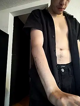 Snapshot of Loveshady981 chatting on 09-29-25, 04:01 Loveshady981 online show from 09-29-25, 04:01