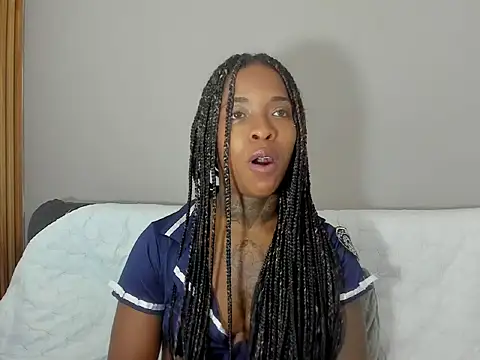 Pauline Fox online show from 09-29-25, 10:31