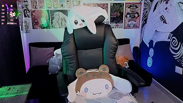 Yuhwan  online show from 09-16-25, 08:43