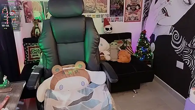 Yuhwan  online show from 12-17-25, 05:52