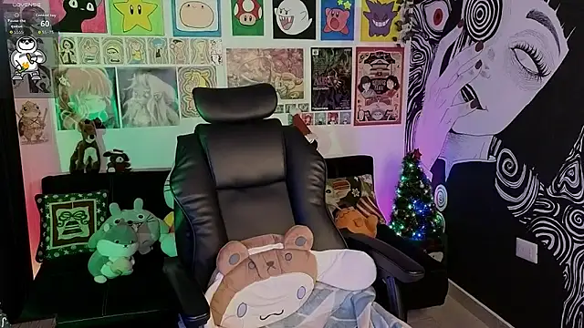 Yuhwan  online show from 12-20-25, 04:19