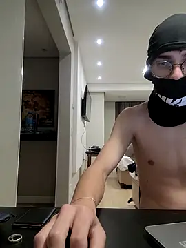 Snapshot of brcop chatting on 10-10-25, 01:54 brcop online show from 10-10-25, 01:54