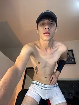 santiago cutex online show from 10-28-25, 11:14