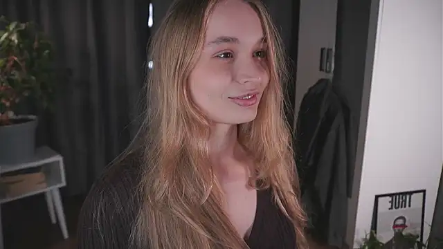 lisa schiele online show from 10-24-25, 08:27