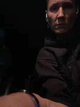 Snapshot of SwingWingWomanSweden chatting on 10-30-25, 07:36 SwingWingWomanSweden online show from 10-30-25, 07:36