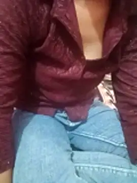 Snapshot of Mynidhiji chatting on 04-04-26, 05:27 Mynidhiji online show from 04-04-26, 05:27