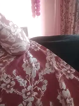 Snapshot of Mynidhiji chatting on 04-07-26, 03:18 Mynidhiji online show from 04-07-26, 03:18