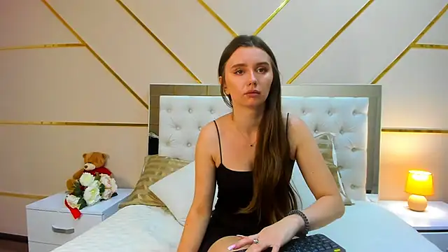 BeatriceAddams online show from 09-24-25, 08:56