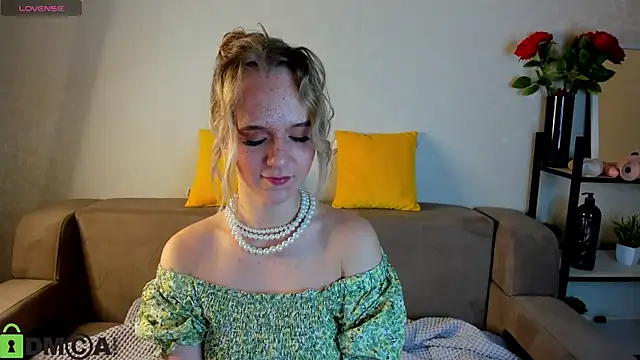 Casey Sweeet online show from 10-06-25, 01:14