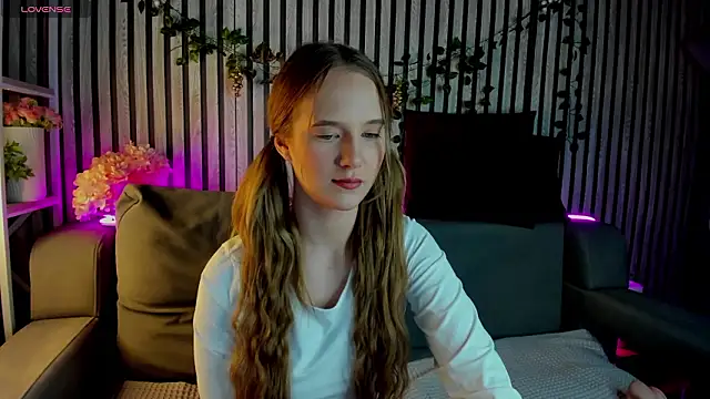 Casey Sweeet online show from 02-11-26, 12:04