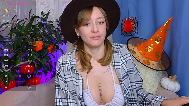 Snapshot of evashiny_ chatting on 10-30-25, 04:25 evashiny online show from 10-30-25, 04:25