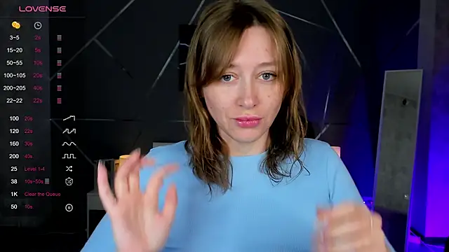 Snapshot of evashiny_ chatting on 11-29-25, 03:09 evashiny online show from 11-29-25, 03:09