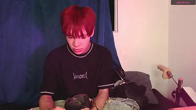 lucky stricke online show from 04-21-26, 05:58