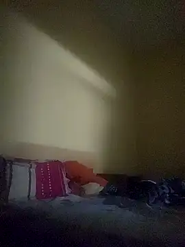 Snapshot of Nesch82 chatting on 03-07-26, 03:36 Nesch82 online show from 03-07-26, 03:36