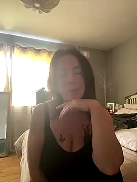 Snapshot of Sassylady chatting on 09-22-25, 02:41 Sassylady online show from 09-22-25, 02:41