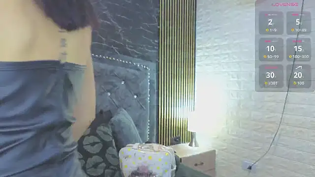 AnastasiaColeman online show from 04-03-26, 08:18