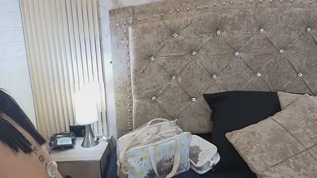 AnastasiaColeman online show from 04-15-26, 07:54