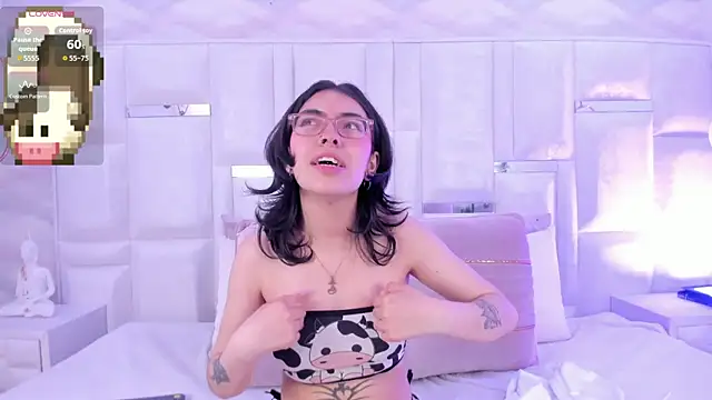 Im Molly Angel online show from 11-19-25, 08:31